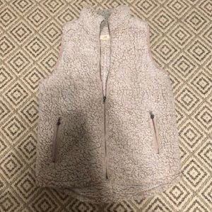 Thread and Supply Sherpa vest